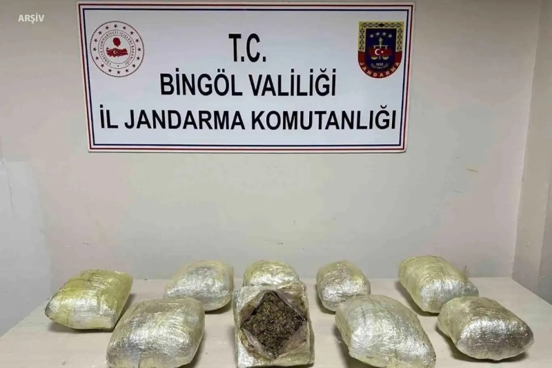 62 kilogram uyuşturucu ele geçirildi: 8 gözaltı 