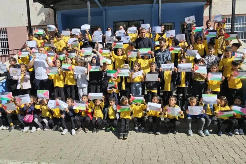 98 okulda Gazze için duyarlılık etkinlikleri düzenlendi 