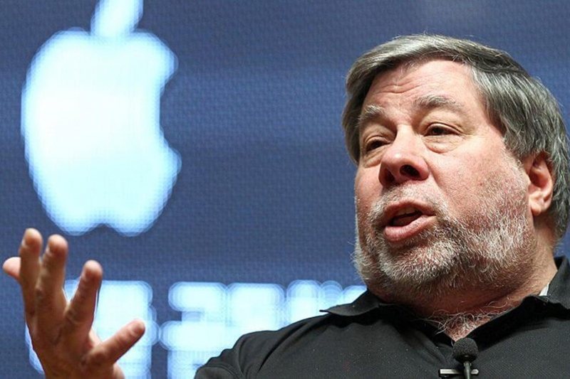 Apple kurucularından Wozniak: Facebook’unuzu kapatın