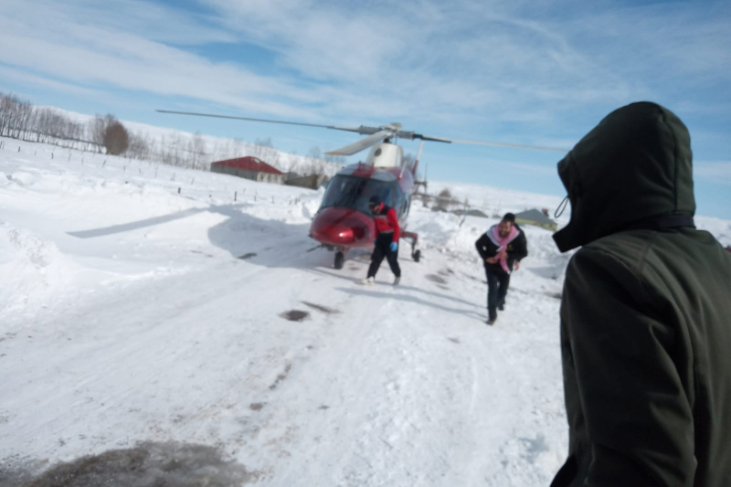 Bingöl'de rahatsızlanan KOAH hastası helikopterle Erzurum’a sevk edildi 