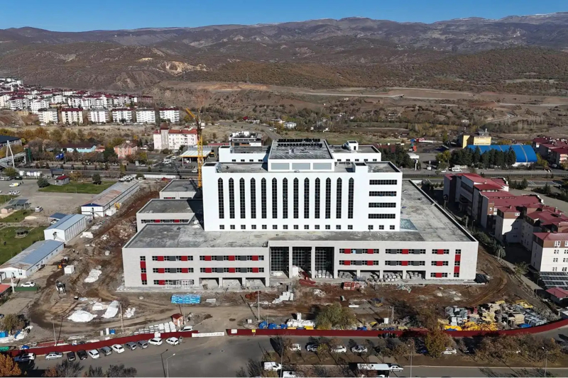 Bingöl'de sağlık alanında yeni dönem: Devlet Hastanesi’ne yeni statü 
