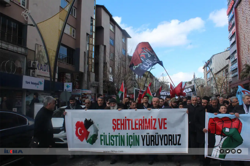 Bingöllüler Gazze'deki soykırıma dur demek için yürüdü 