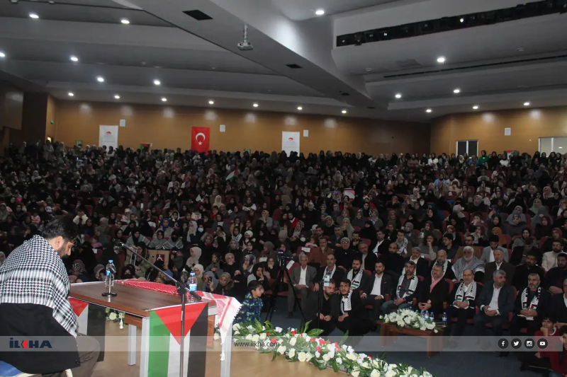 Erdemli Gençlik Kulübünden Örnek Şahsiyetlerle Kudüs Davamız konferansı