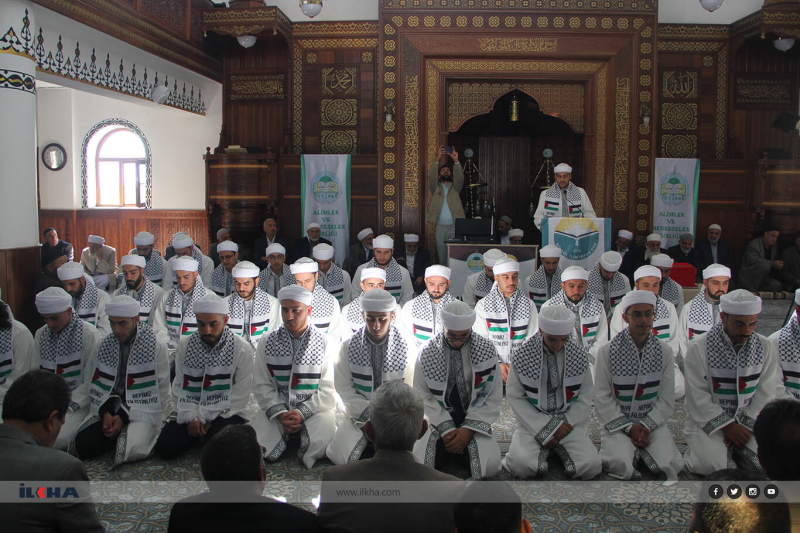 İTTİHADUL ULEMA'nın yetiştirdiği talebeler icazetlerini aldı
