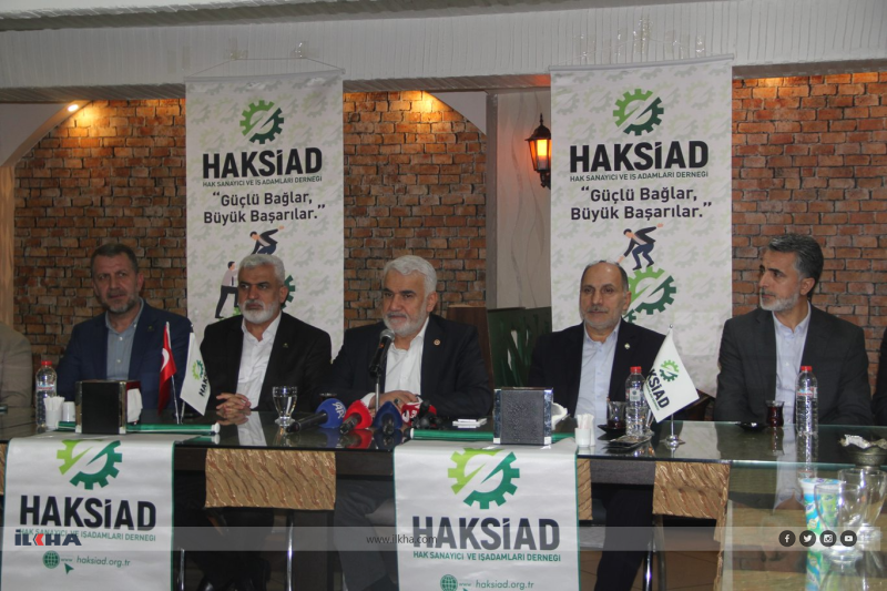 Siyaset ve İş Dünyası İftar Sofrasında Buluştu