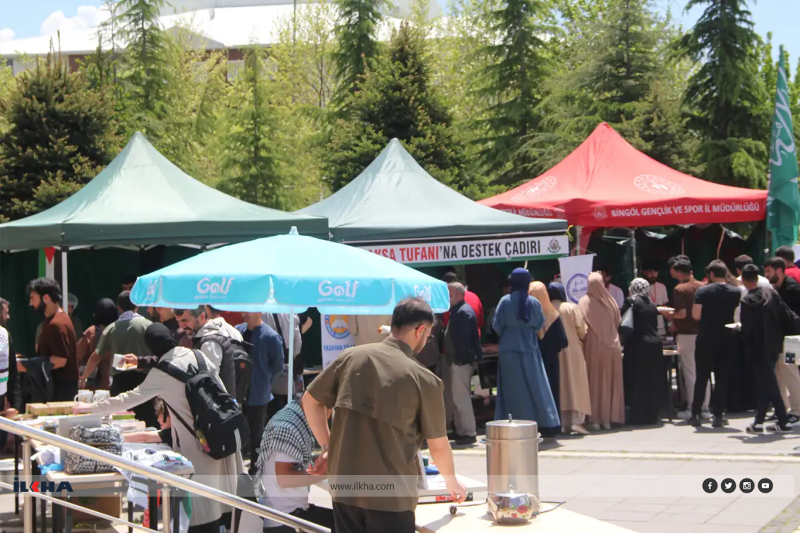Üniversitesi öğrencilerinden Gazze yararına kermes 