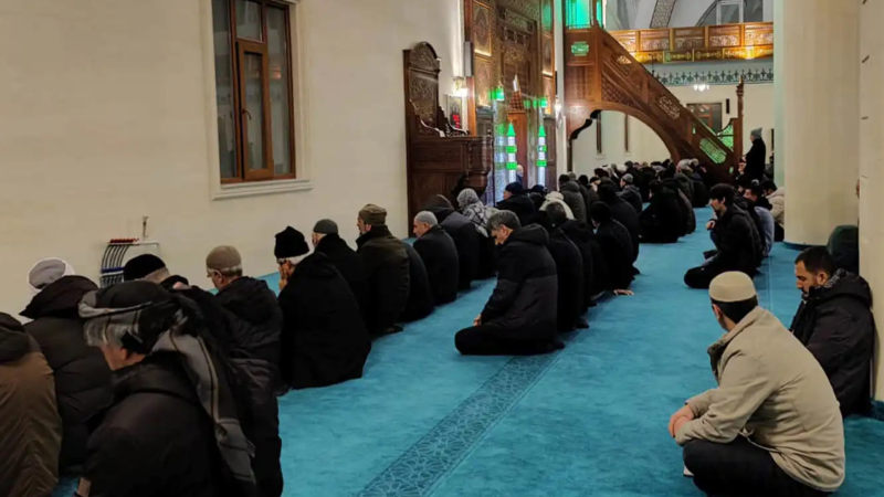 Yeni yıla Filistin için dualarla girildi